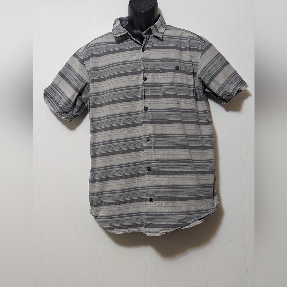 Men's Columbia Gray Striped Regular  Button Down Short Sleeve Shirt Size Large